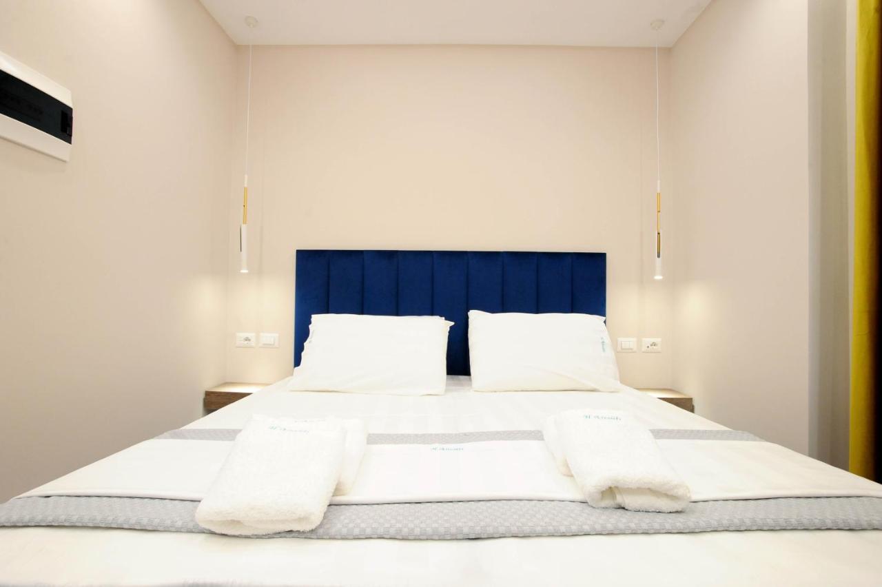 Afrodite Suites Саранда Екстер'єр фото